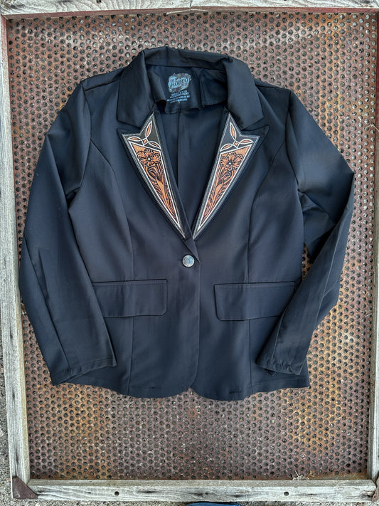 Boot stitch hand tooled lapel blazer in black